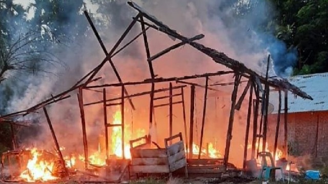 Rumah Janda Ludes Terbakar di Keude Lapang Gandapura