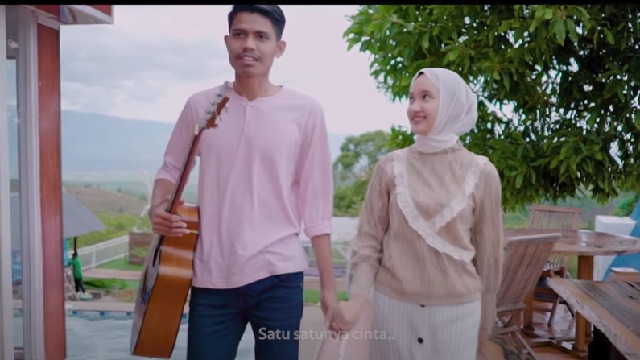 Rais Sandrea Penyanyi Muda dari Aceh Segera Garap Lagu Baru