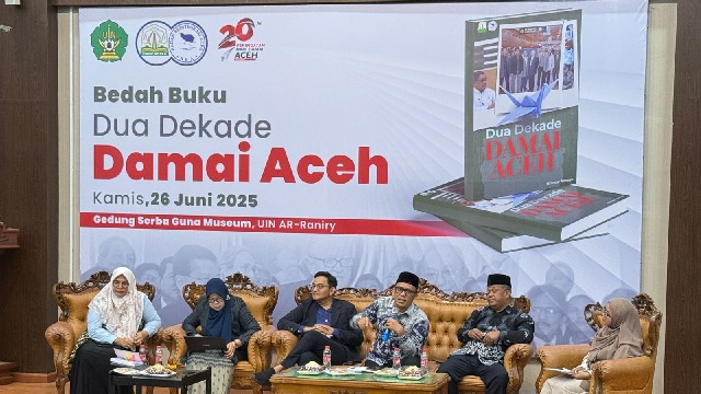 BRA Luncurkan Buku Dua Dekade Damai Aceh di UIN Ar Raniry