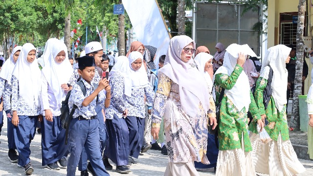 Dua Ribuan Siswa Se-Aceh Uji Kemampuan pada Olimpiade Matematika dan Sains Dayah Jeumala Amal ke-V