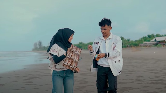 Artis TikTok Aceh, Una Luncurkan Single Duet dengan Rajiq Perdana, Berikut Video Lengkap dengan Liriknya