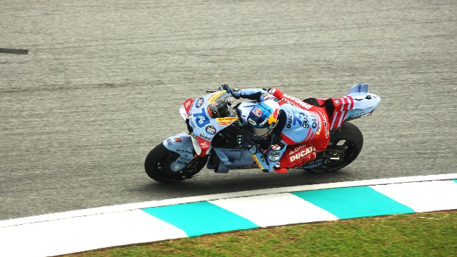 MotoGP Portugal 2025: Malam Ini Digelar Sprint Race