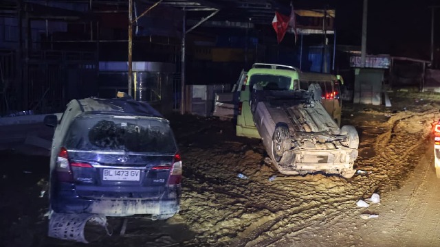 04 Desember 2025: Aceh Tamiang, 250 Korban Jiwa, 150 Orang Hilang, Mualem Salurkan Bantuan