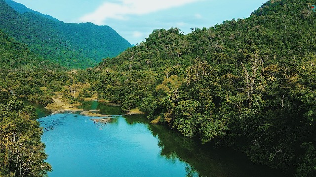 Banjir Bandang Lumpuhkan Ratusan Destinasi Pariwisata Aceh
