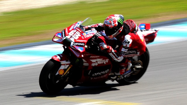 Bursa MotoGP Memanas: Pecco Bagnaia Dikabarkan Merapat ke Aprilia untuk Musim 2027