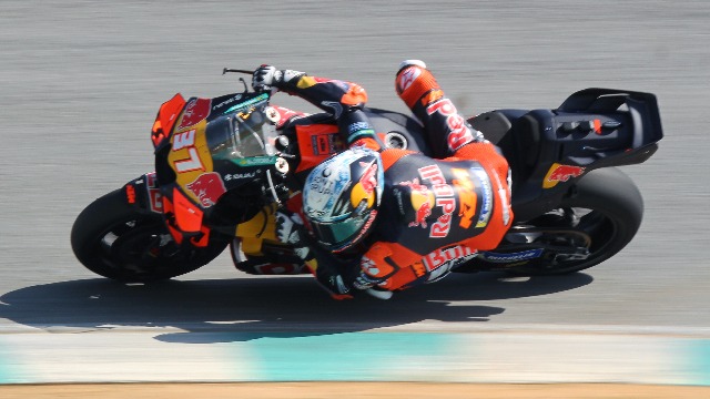 Hasil Sprint Race MotoGP Thailand 2026: Marco Bezzecchi Jatuh, Pedro Acosta Juara, Marc Marquez Kenak Penalti