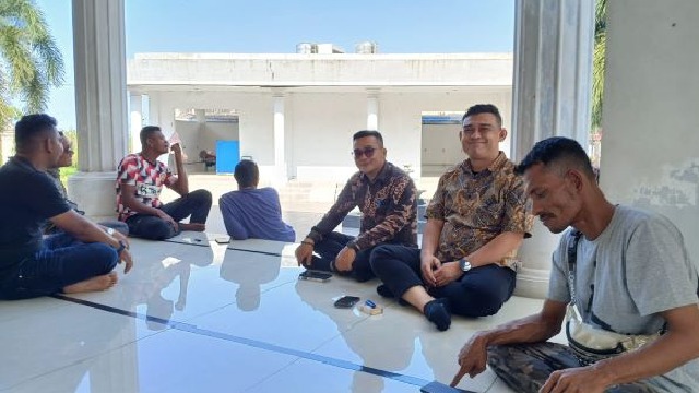 Kalak BPBD Bireuen Tampung Aspirasi Pengungsi Banjir