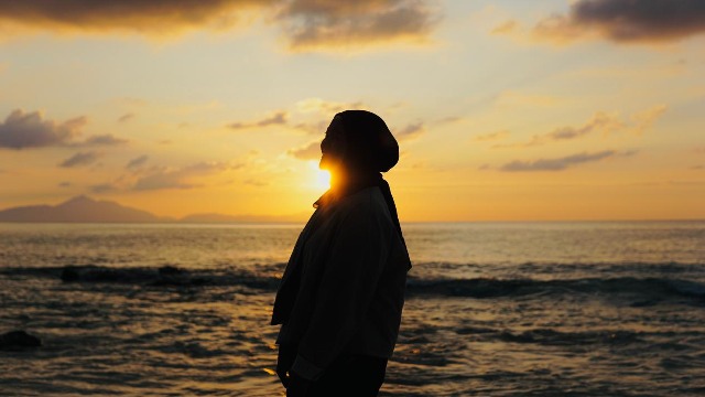 Menyingkap Tabir Pantai Batu Kapal: Serpihan Surga Tersembunyi di Ujung Sabang