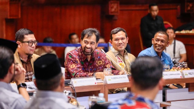 Mualem Minta Otsus Abadi 2,5 Persen di Hadapan Banleg DPR RI