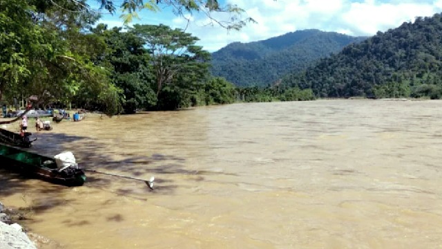 Di Balik Hening Desa Malaka, Arueng Jeuram Tawarkan Pesona Alami yang Memikat