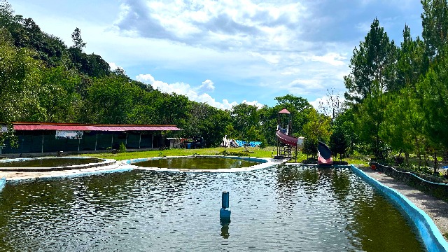 Batu Lepes Bener Meriah: Pemandian Sejuk yang Menyatu dengan Alam